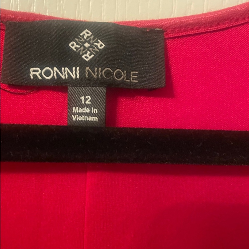 Ronni Nicole Red Dress 3/4 Sleeve - Picture 4 of 4